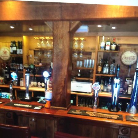 Horse & Hound Inn Broadway  Buitenkant foto